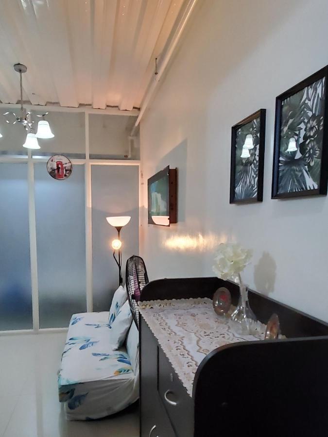 Jen'S Paranaque City Apartment マニラ市 エクステリア 写真